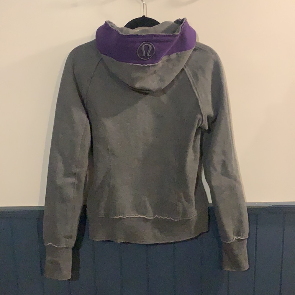 Lululemon Sweater - Picture 6 of 7